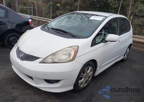 2011 Honda Fit Sport z USA, uszkodzony, nr VIN JHMGE8H63BC028382